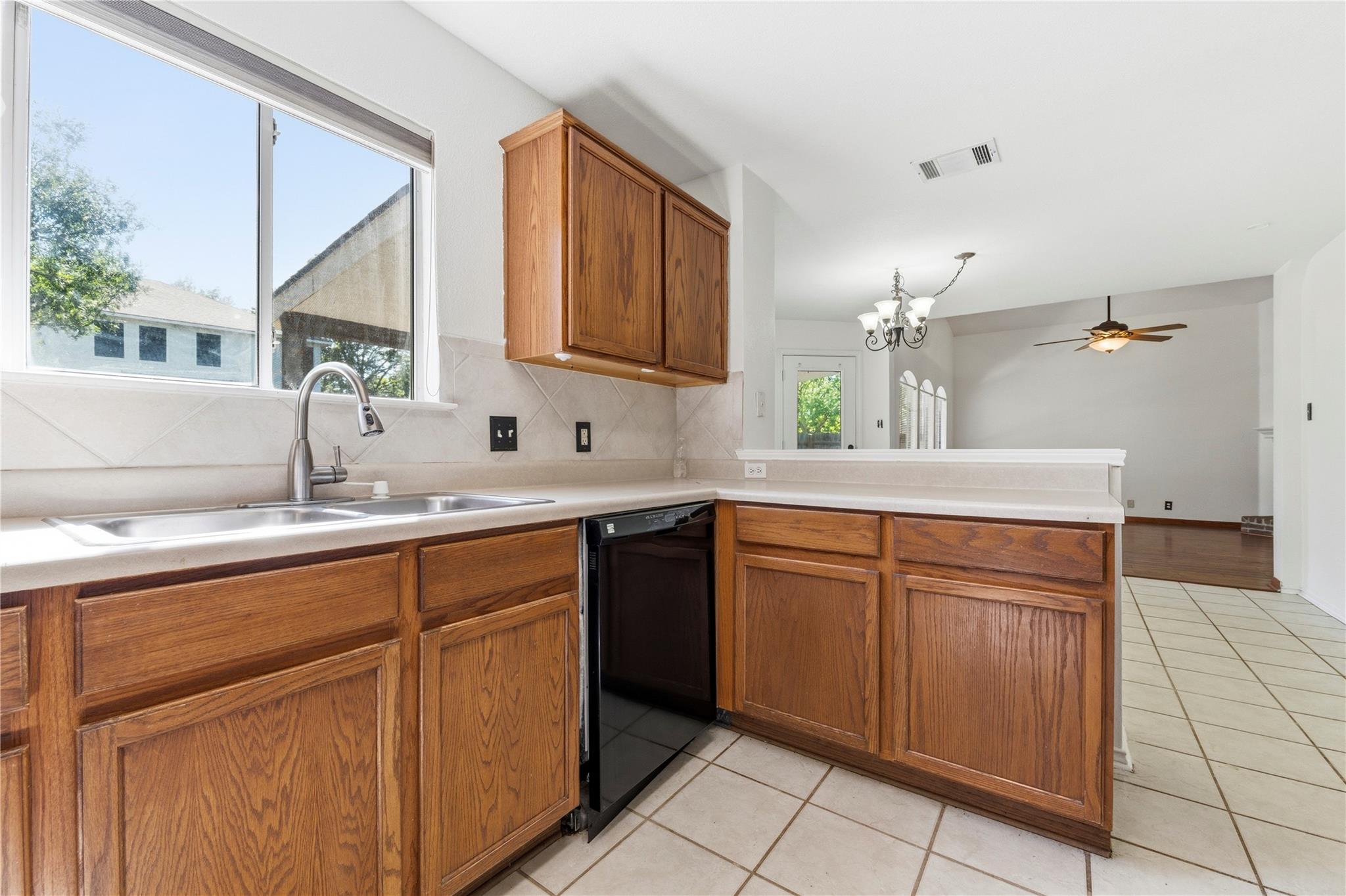 5043 Cleves Street Round Rock TX 78681