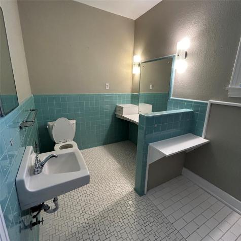 1115 W 22 1/2 Street Austin TX 78705