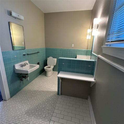 1115 W 22 1/2 Street Austin TX 78705