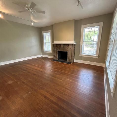 1115 W 22 1/2 Street Austin TX 78705