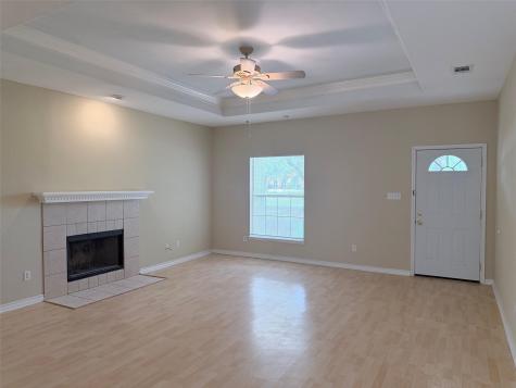 187 Creekwood Trail Cedar Creek TX 78612