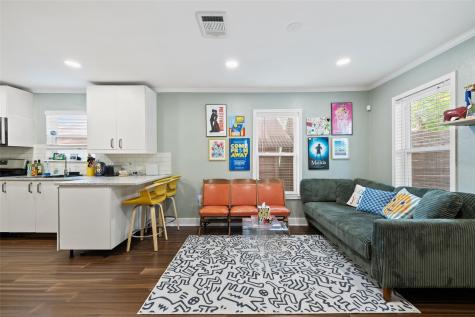 1120 1/2 Tillery Street Austin TX 78702