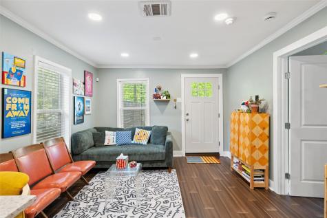 1120 1/2 Tillery Street Austin TX 78702
