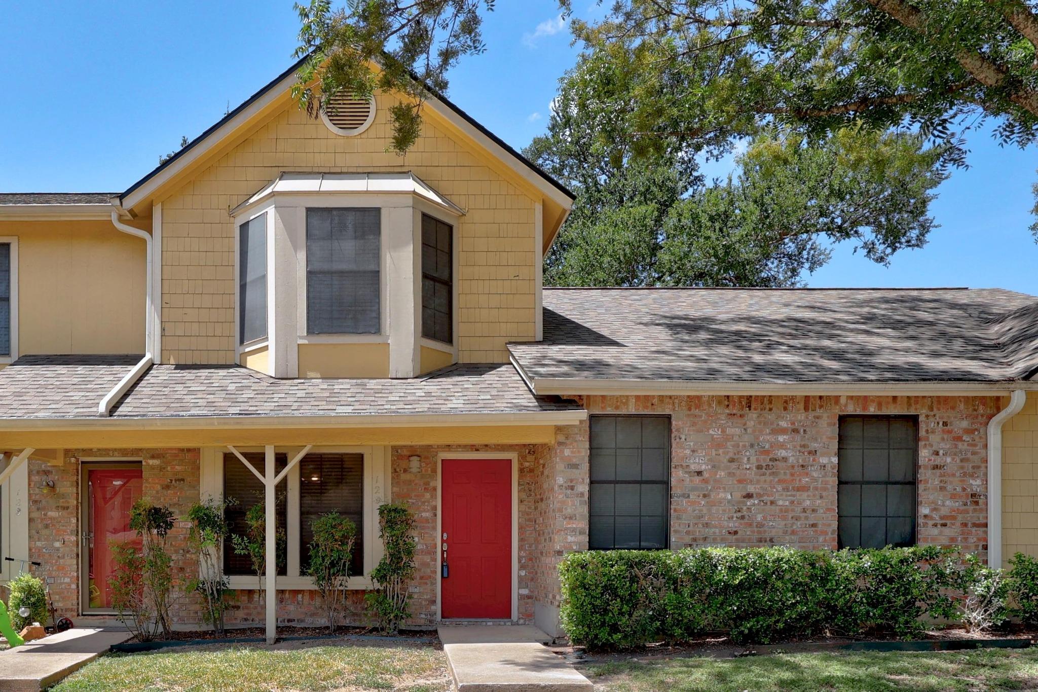 11901 Swearingen Drive Austin TX 78758