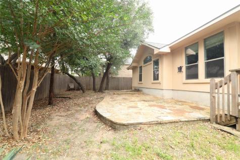 528 Loma Cedro Bend Leander TX 78641