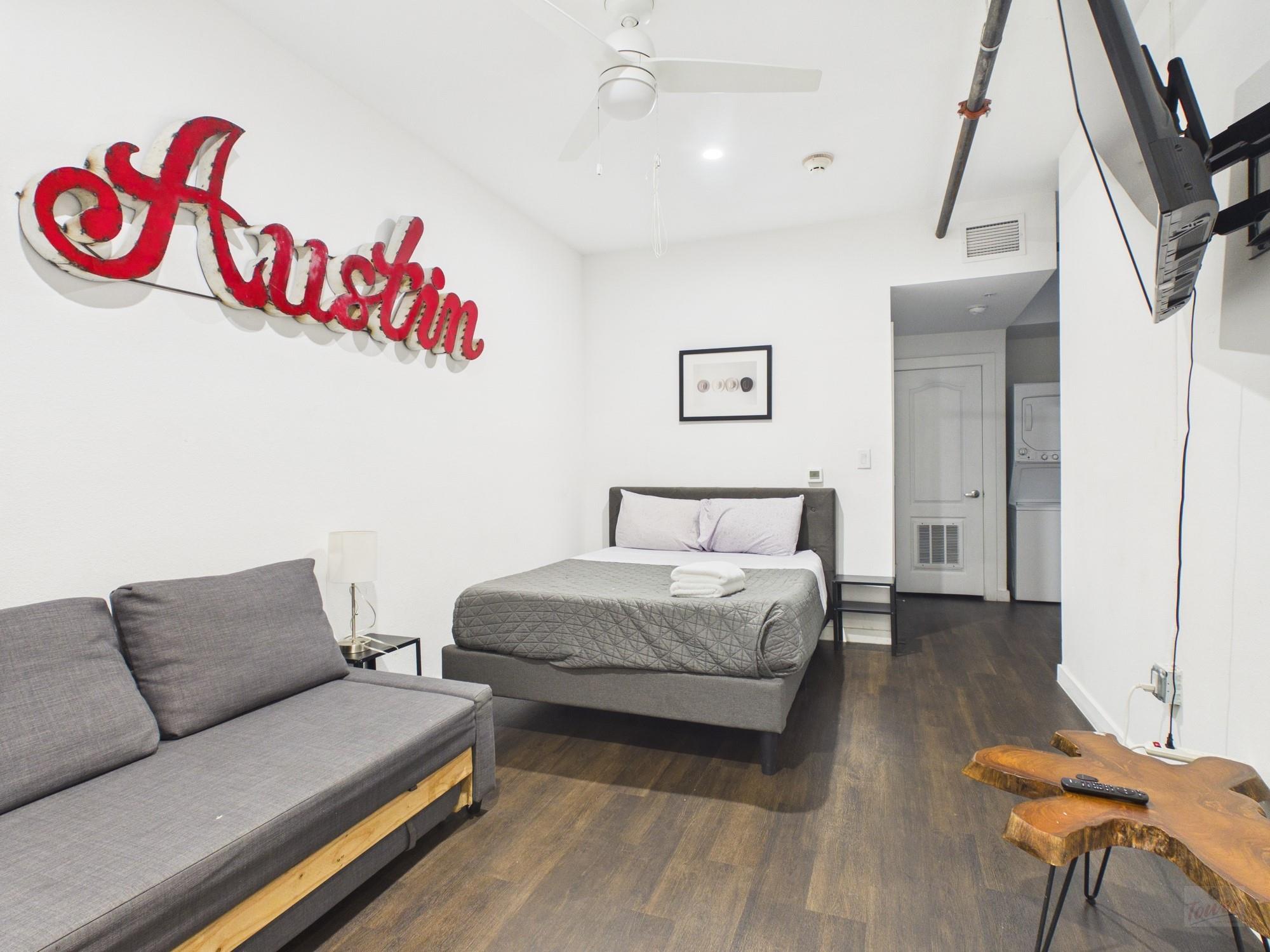 1010 W 26th Street Austin TX 78705