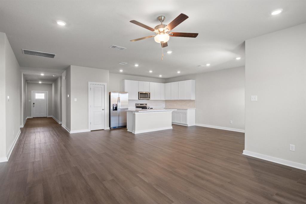 177 Sleep Hollow Jarrell TX 76537