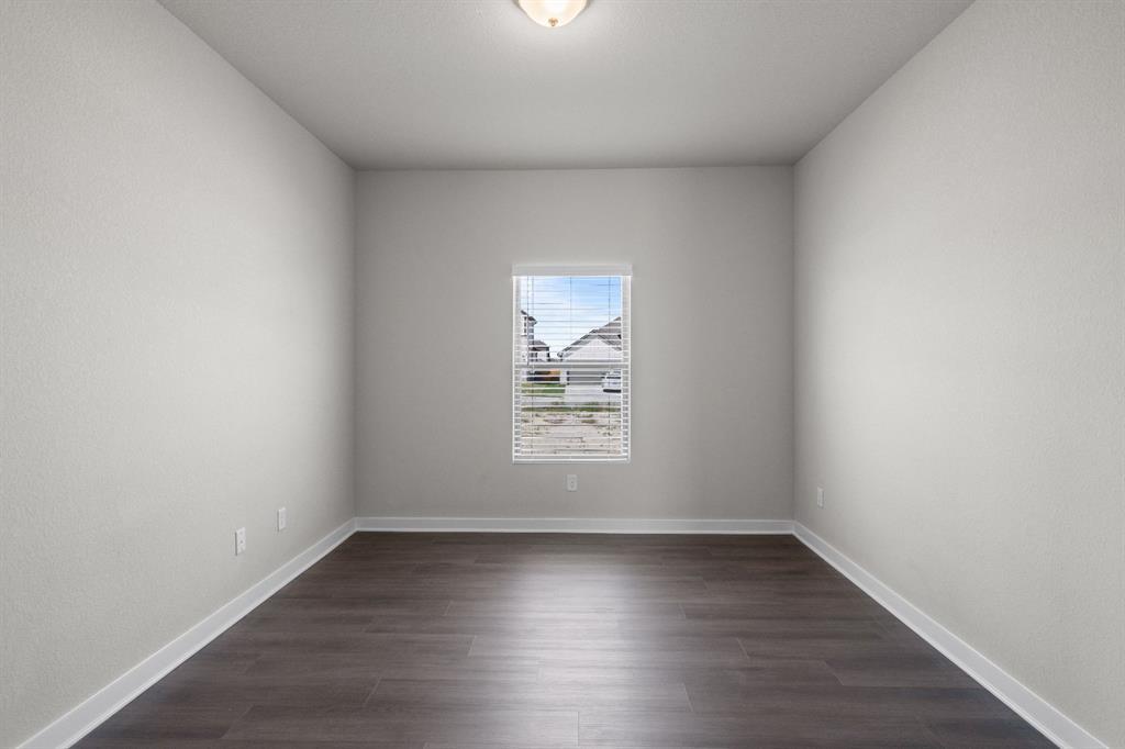 177 Sleep Hollow Jarrell TX 76537