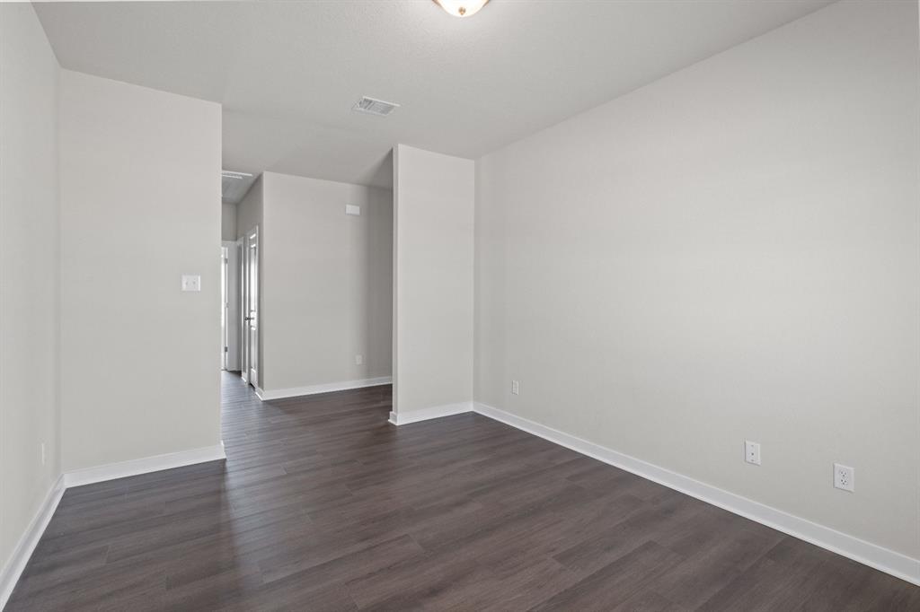 177 Sleep Hollow Jarrell TX 76537