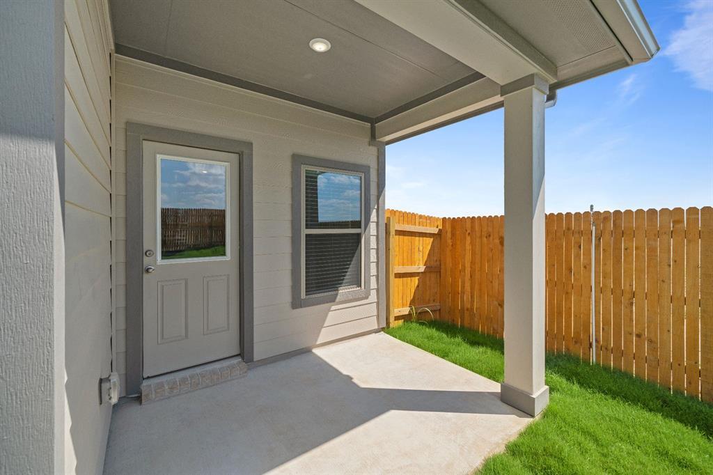 177 Sleep Hollow Jarrell TX 76537