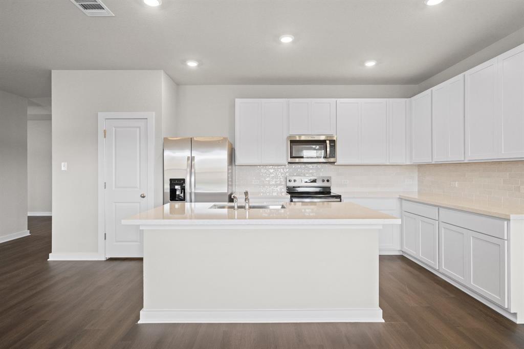 177 Sleep Hollow Jarrell TX 76537