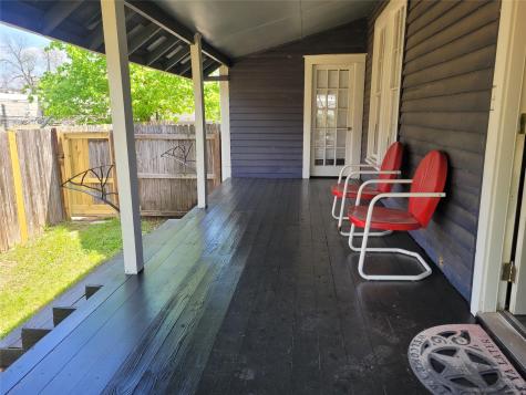 403 Fawcett Street Smithville TX 78957