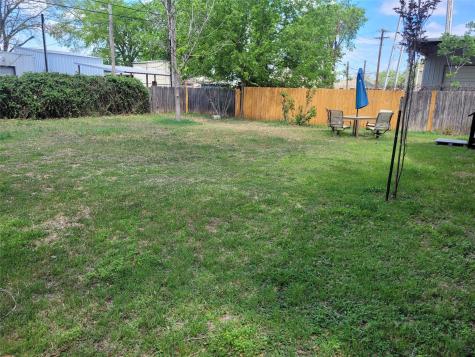 403 Fawcett Street Smithville TX 78957