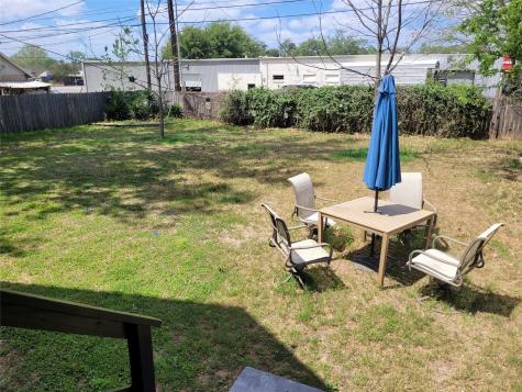 403 Fawcett Street Smithville TX 78957