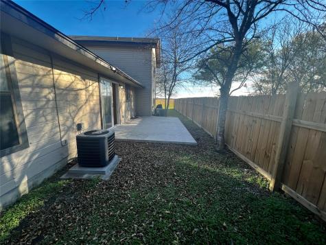 1204 Blackjack Street Lockhart TX 78644