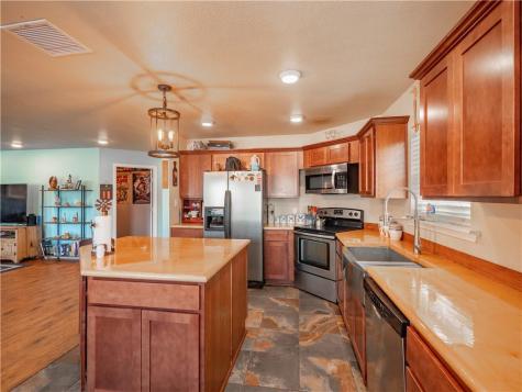 691 Tamarack Drive Canyon Lake TX 78133