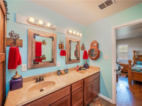 691 Tamarack Drive Canyon Lake TX 78133
