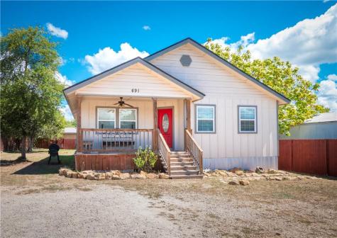 691 Tamarack Drive Canyon Lake TX 78133