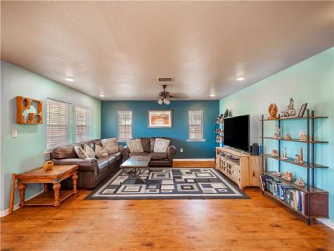 691 Tamarack Drive Canyon Lake TX 78133