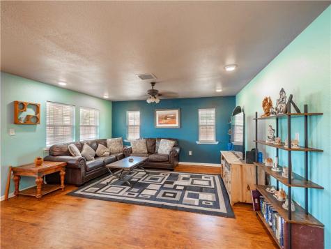 691 Tamarack Drive Canyon Lake TX 78133