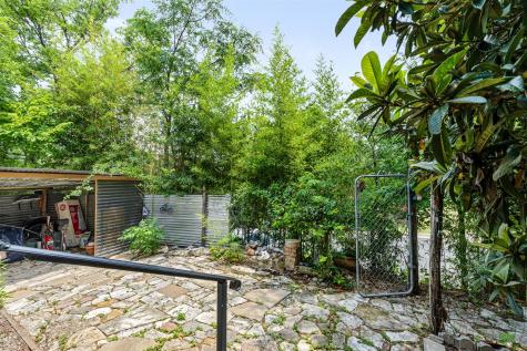 2512 E 10th Street Austin TX 78702
