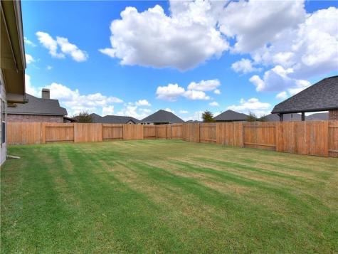 13528 Green Lodge Court Manor TX 78653