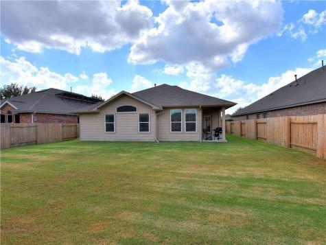 13528 Green Lodge Court Manor TX 78653