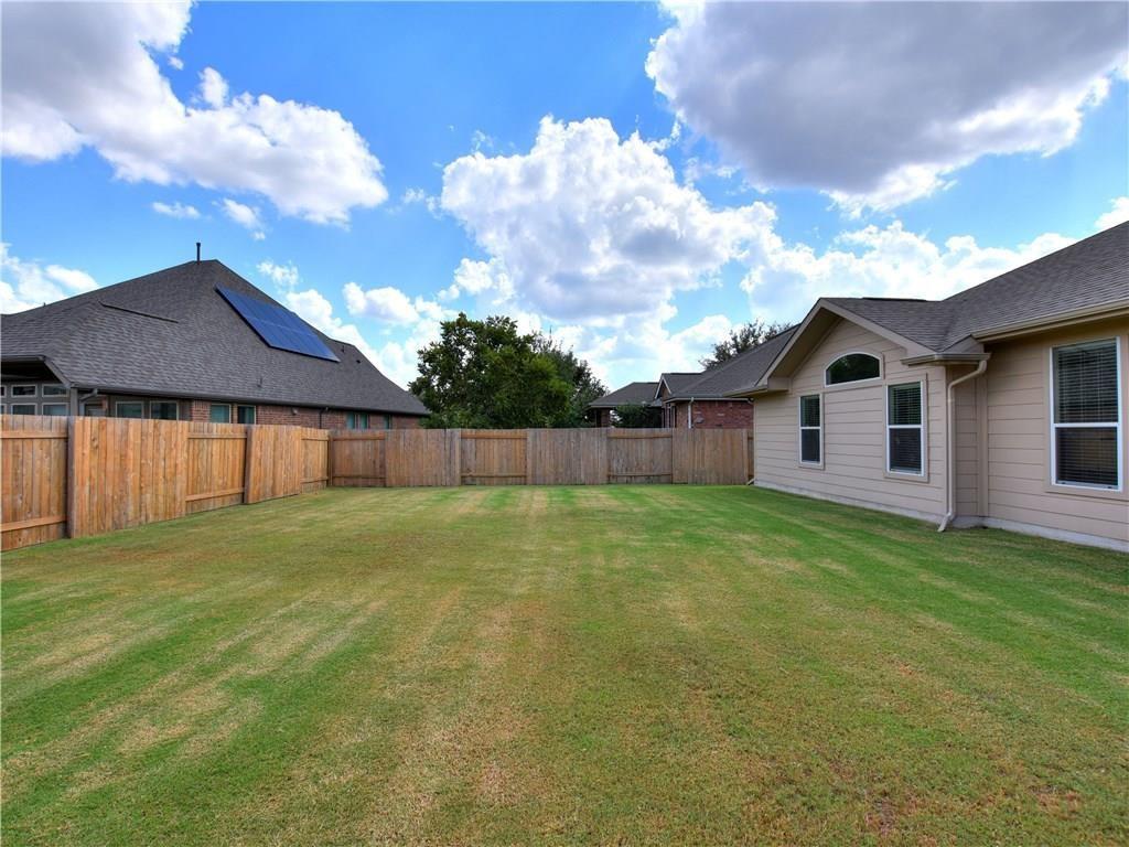13528 Green Lodge Court Manor TX 78653