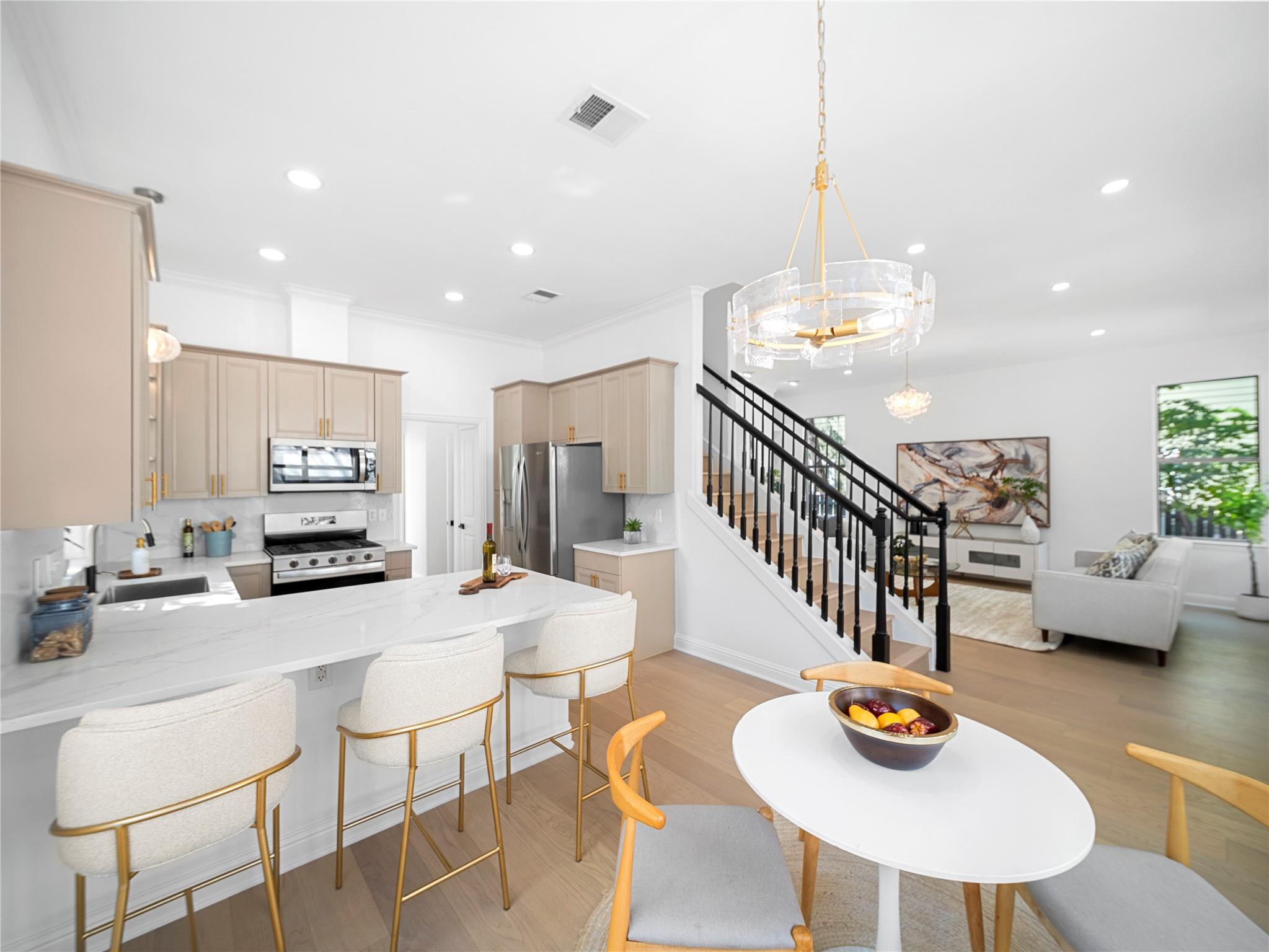 5209 Evans Avenue Austin TX 78751