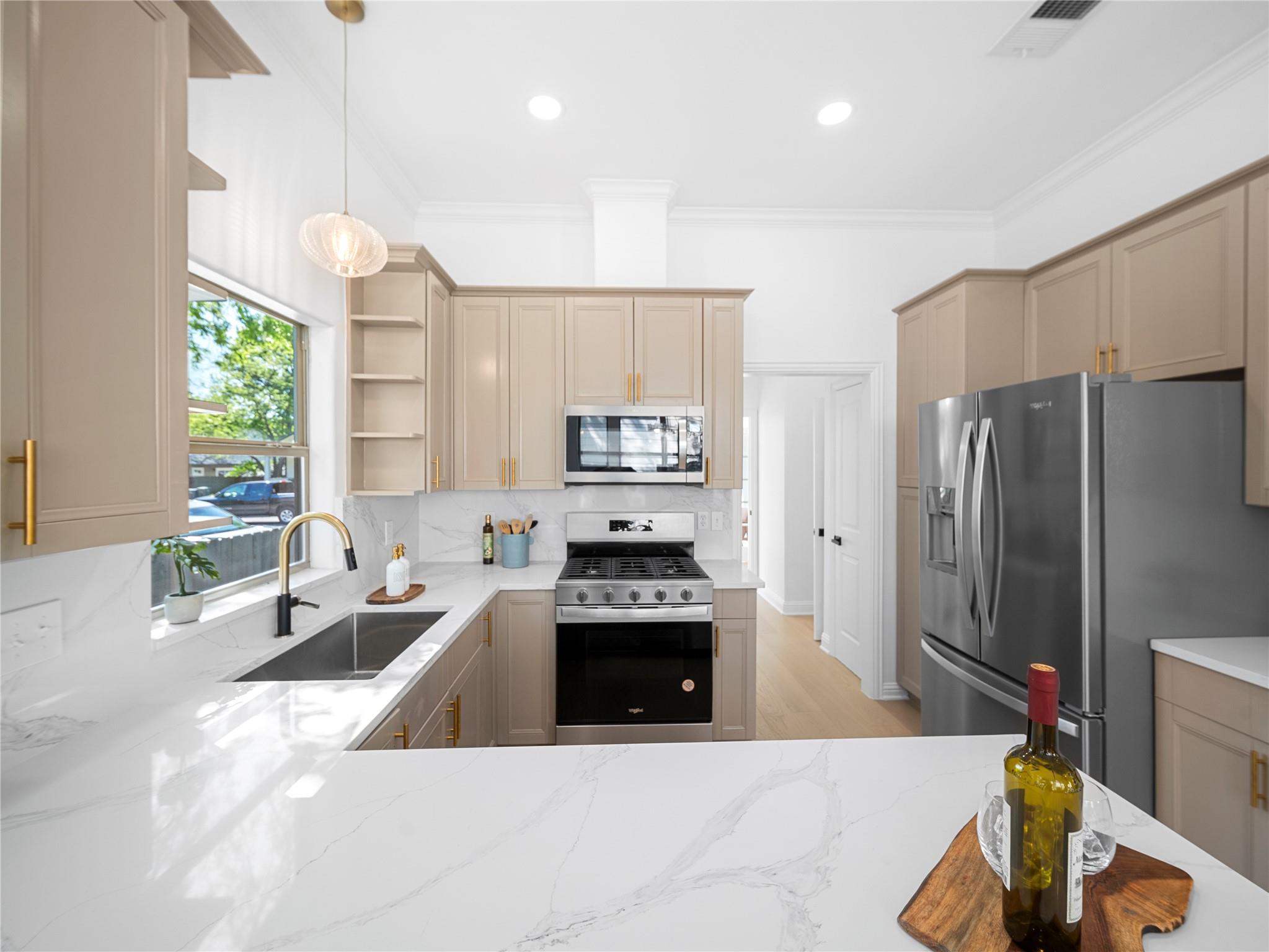 5209 Evans Avenue Austin TX 78751