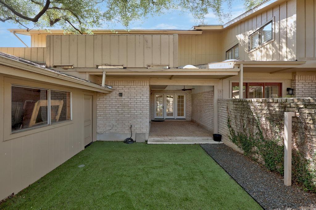 8102 East Court Austin TX 78759