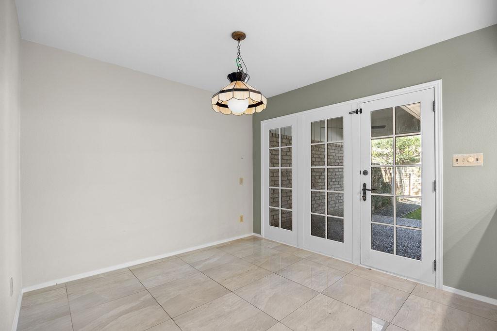 8102 East Court Austin TX 78759