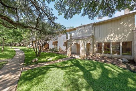 8102 East Court Austin TX 78759