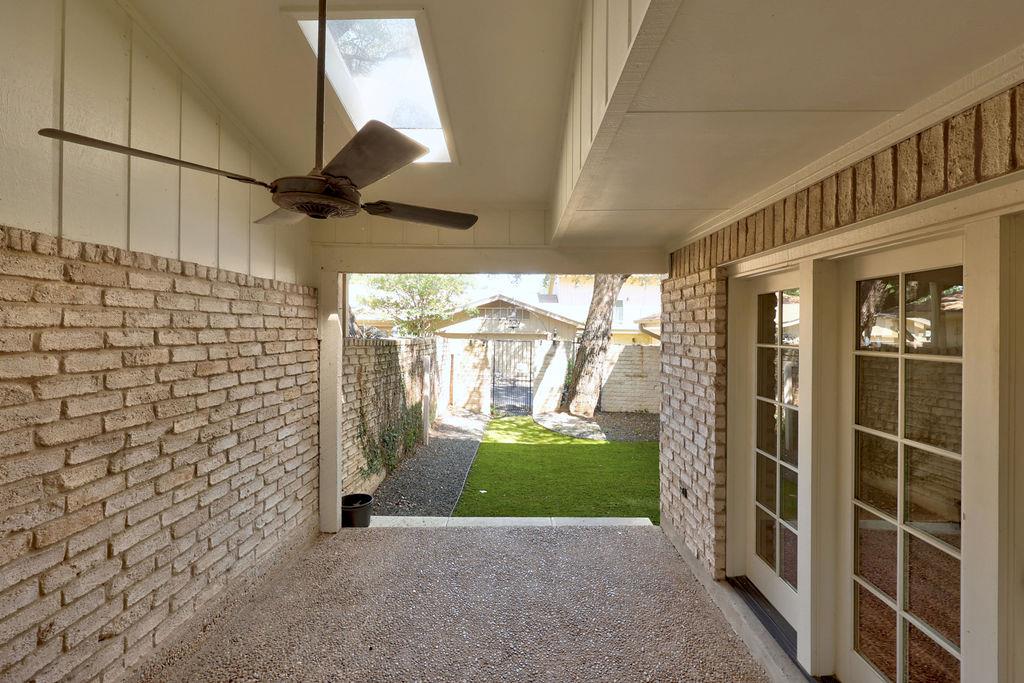 8102 East Court Austin TX 78759