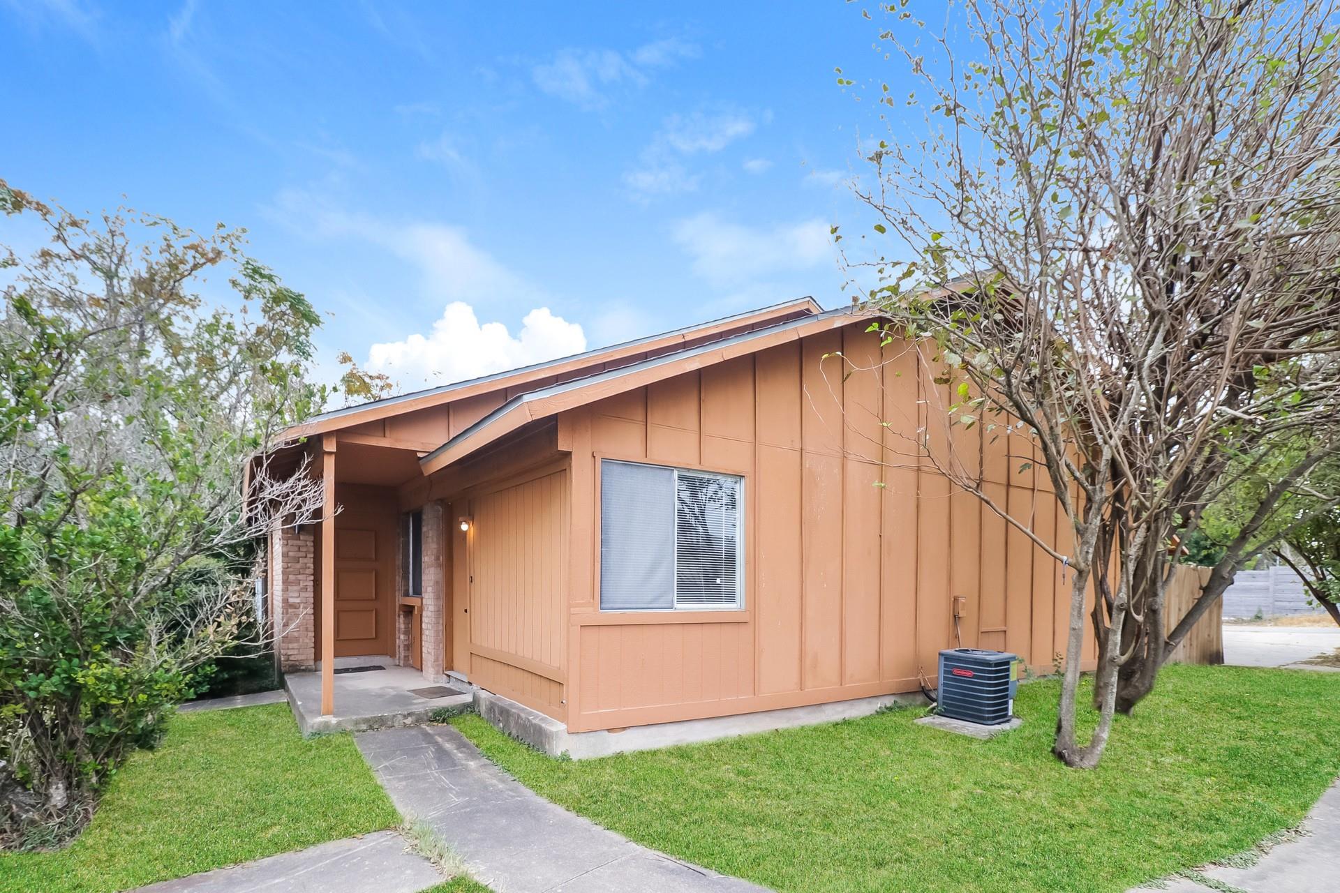 323 W William Cannon Drive Austin TX 78745