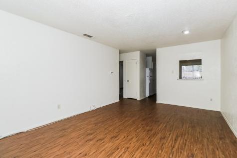 323 W William Cannon Drive Austin TX 78745