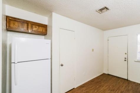 323 W William Cannon Drive Austin TX 78745