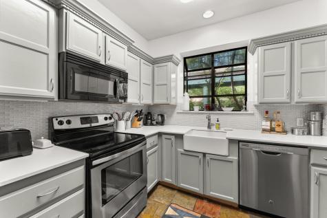 1741 Spyglass Drive Austin TX 78746