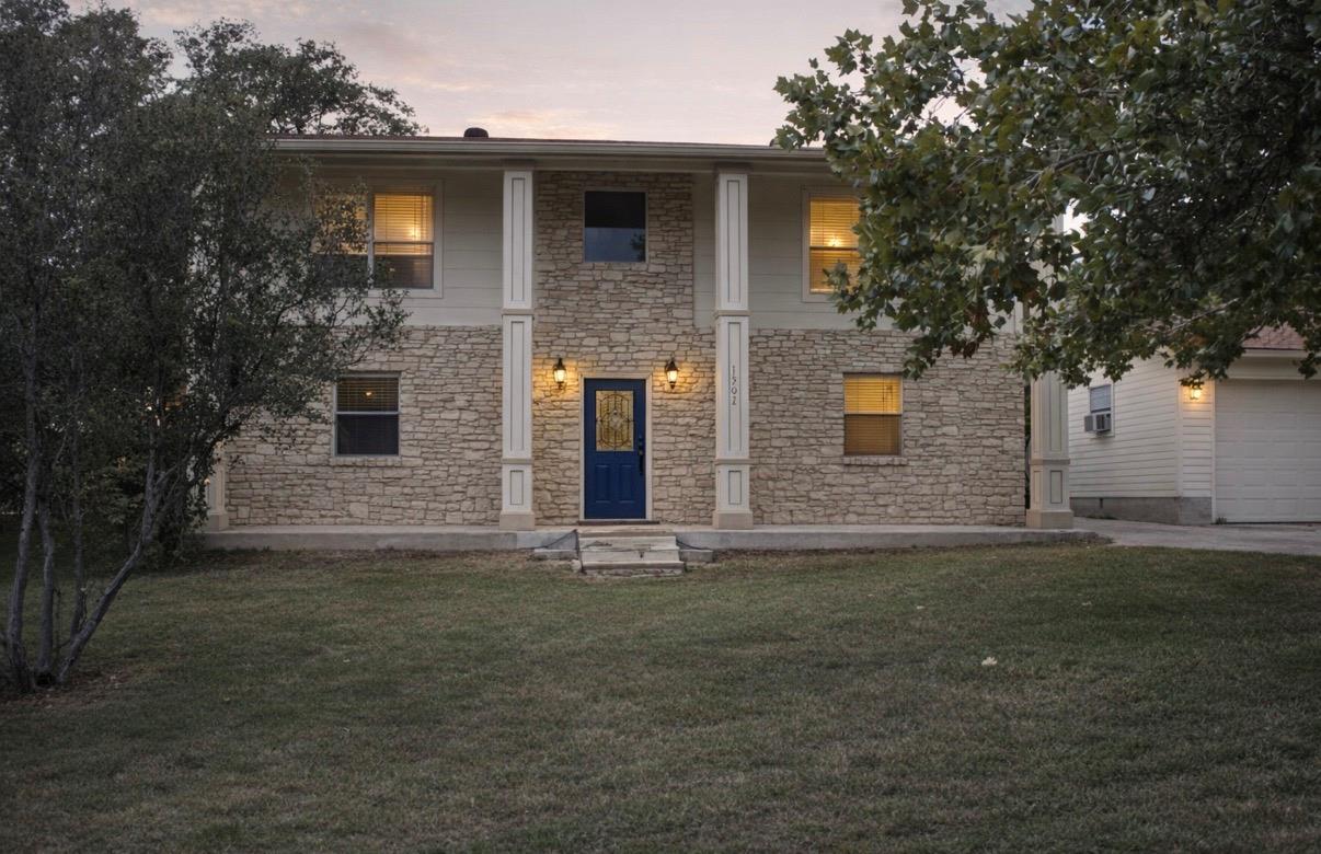1502 Kohlers Trail Lakeway TX 78734