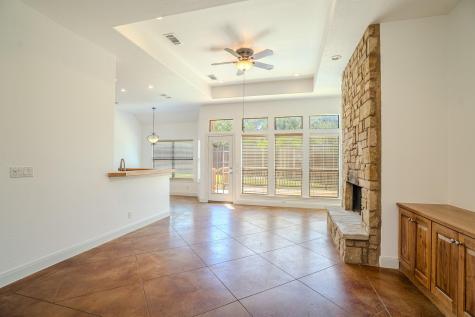 2102 Crazyhorse Pass Austin TX 78734