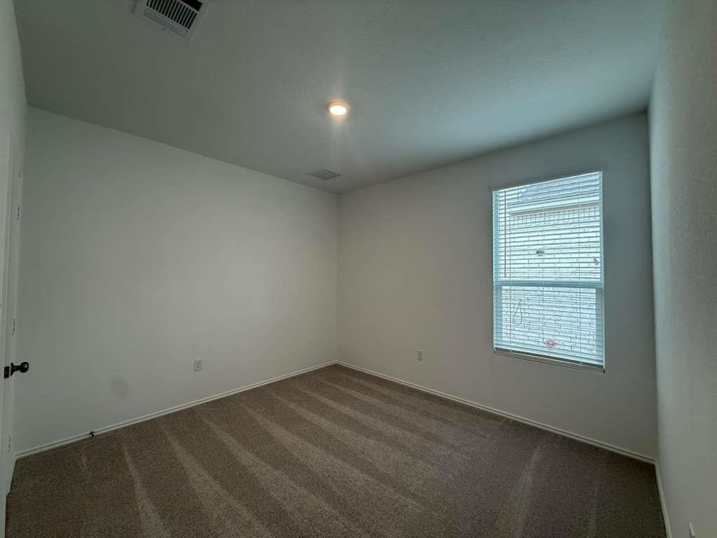 114 Brabham Loop Hutto TX 78634