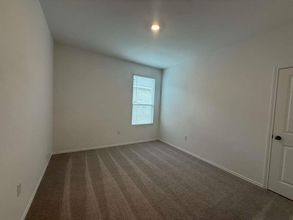 114 Brabham Loop Hutto TX 78634