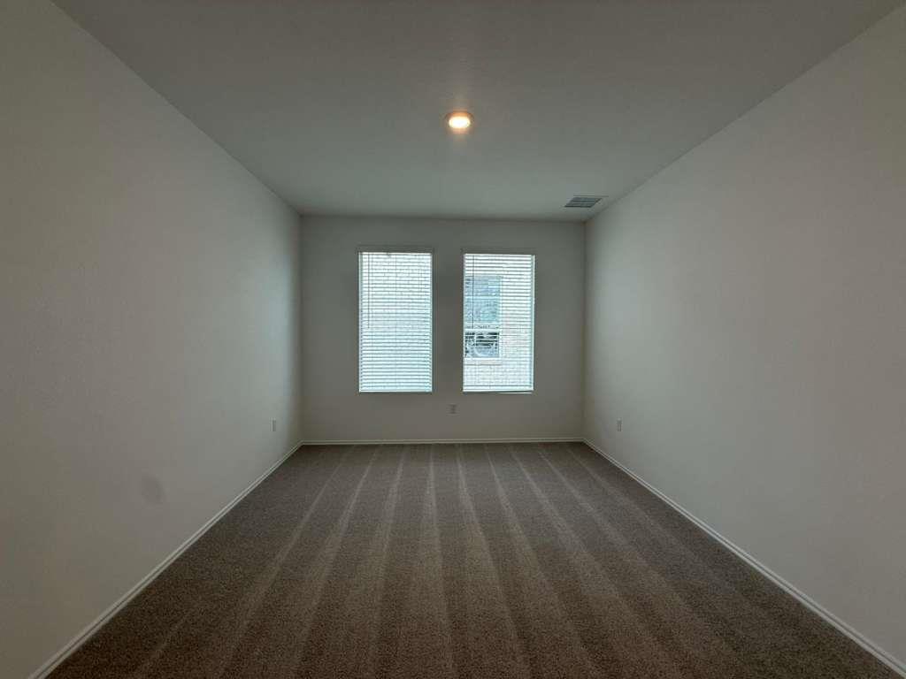 114 Brabham Loop Hutto TX 78634