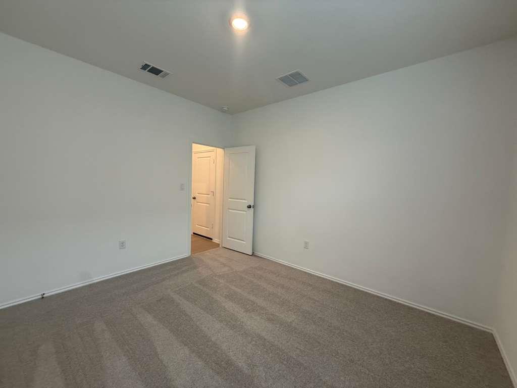114 Brabham Loop Hutto TX 78634