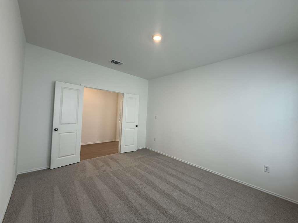 114 Brabham Loop Hutto TX 78634