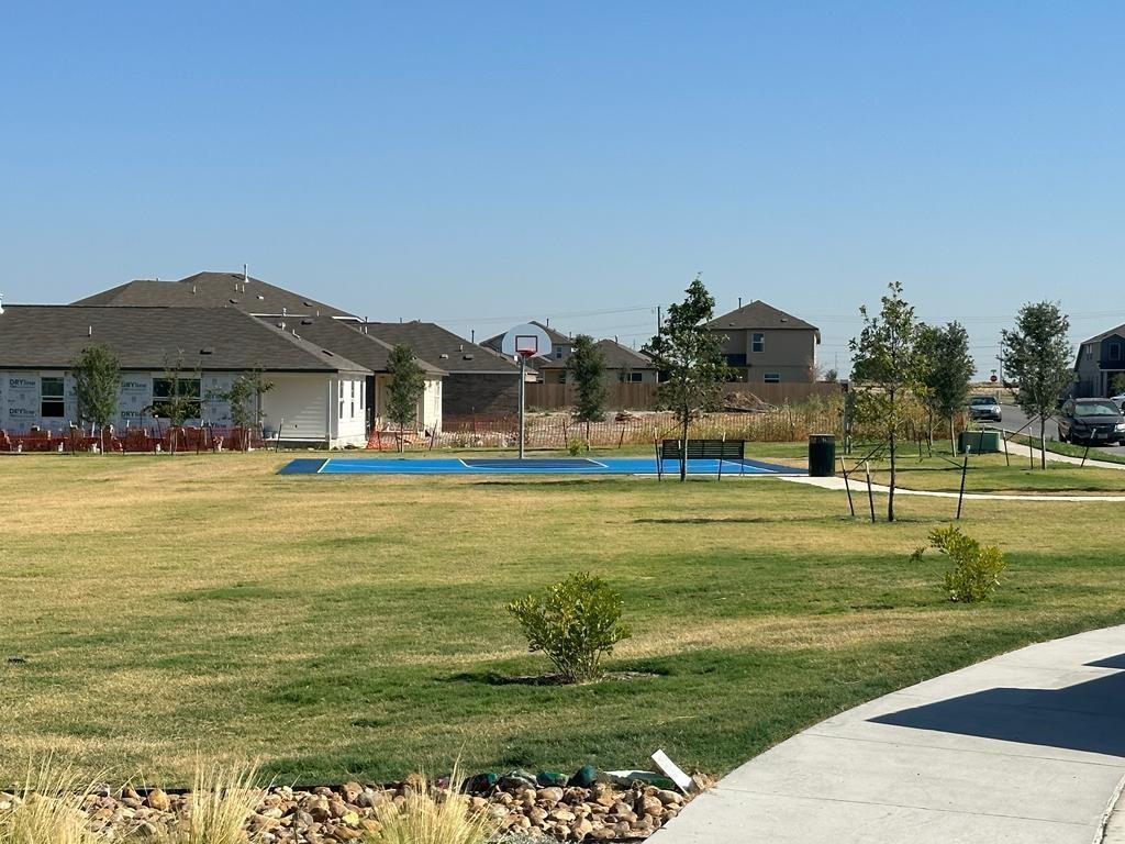 114 Brabham Loop Hutto TX 78634