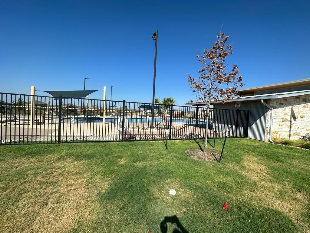 114 Brabham Loop Hutto TX 78634