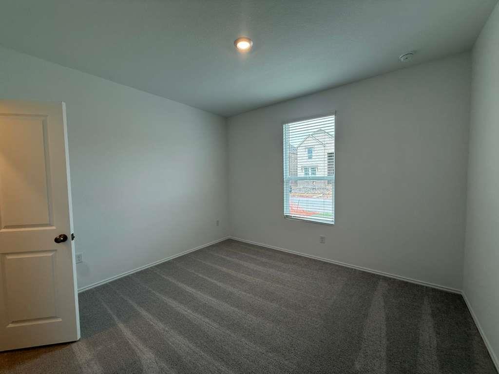 114 Brabham Loop Hutto TX 78634