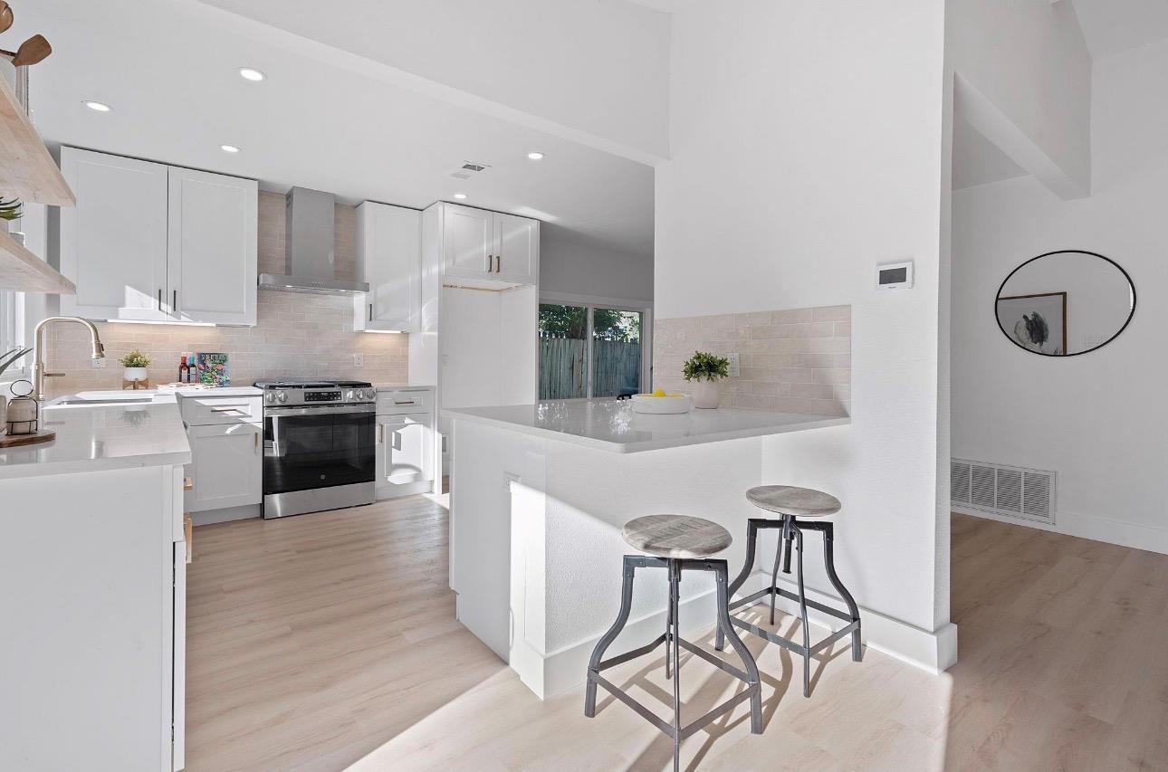5506 Salem Walk Drive Austin TX 78745