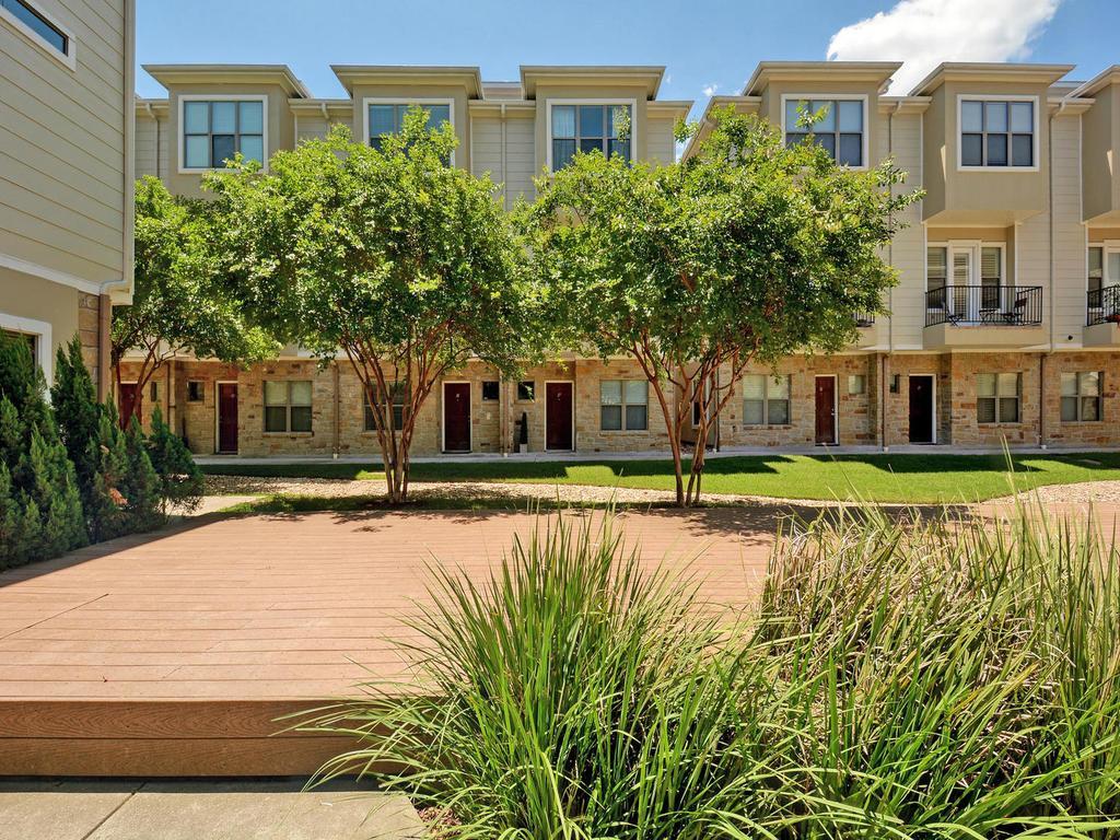 1115 Kinney Avenue Austin TX 78704